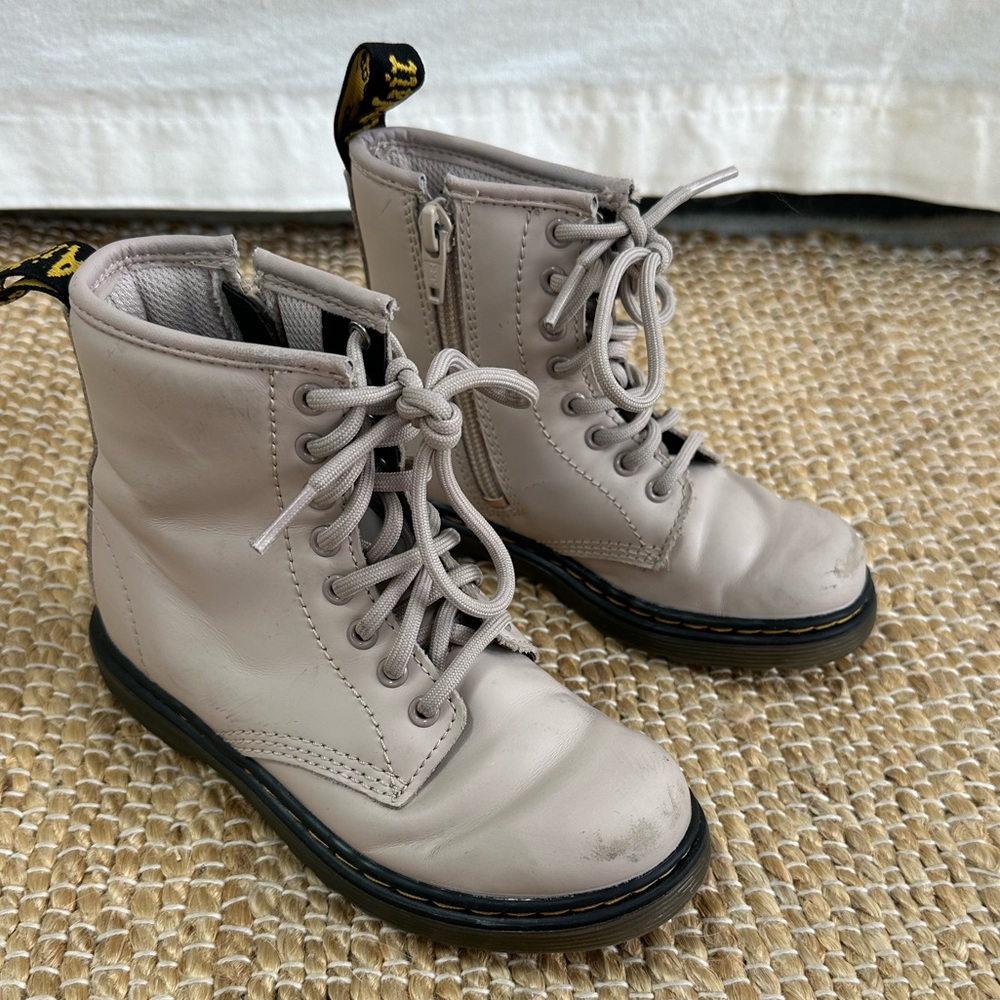 Doc Martens taupe 26634 Ain’t Wair lace up and zip up the side size 11 - Picture 2 of 10